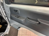 ご納車のお渡し前も当社のメカニックが最善の整備をしますので、ご安心下さい。