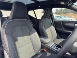 XC40 ウルトラ B4 AWD ダークエディション 4WD 