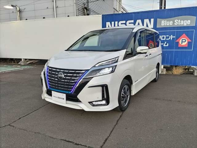 セレナ 1.2 e-POWER ハイウェイスター V 