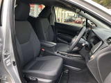 運転席・助手席です