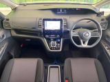 セレナ 1.2 e-POWER ハイウェイスター V 