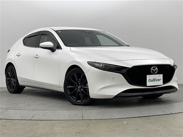 MAZDA3ファストバック 2.0 X Lパッケージ 4WD 本革シート