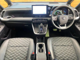 ヴォクシー 1.8 ハイブリッド S-Z 
