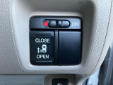 【電動スライドドア】ドアの開閉をワンタッチで行うことができます♪便利な機能の一つですね♪