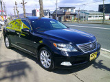 LS 600hL 4WD 