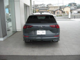 GOLF VARIANT TDI R-LINE PLATINUMEDITION ドルフィングレーメタリック入荷しました!