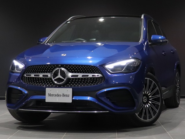 GLAクラス GLA200d 4マチック AMGラインパッケージ 4WD 