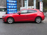 当社は「品質とプライシング」を徹底的にこだわり、現在相場価格のお車を適正な価格で販売しております。また走行距離より、車のコンディションを重視しており、全車必ず当社の仕入れ担当が目で見て買っております。