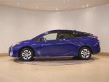 プリウス 1.8 A E-Four 4WD 