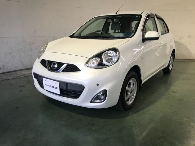 マーチ 1.2 X FOUR 4WD 