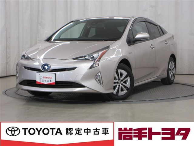 プリウス 1.8 A E-Four 4WD 