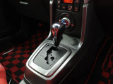 愛知ダイハツではお車をご購入頂いた後が本当のお付き合いのスタートだと思っています。 ですので定期点検や車検もお得なパックをご用意してお客様に頼りにされるダイハツディーラーを目指しています☆
