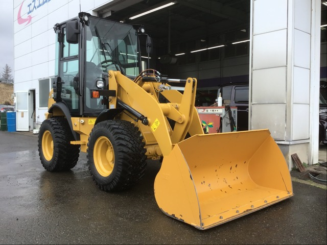 CAT ホイールローダー 902C2 除雪仕様 バケット0.6立米