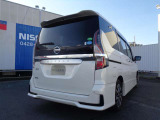 セレナ 2.0 ハイウェイスター V 