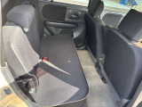 後部座席シートも綺麗な状態です。