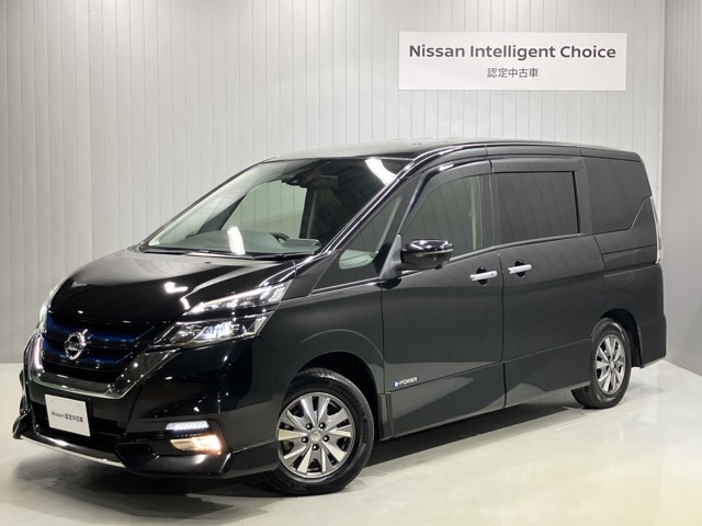 セレナ 1.2 e-POWER ハイウェイスター V 