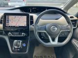 セレナ 1.2 e-POWER ハイウェイスター V 