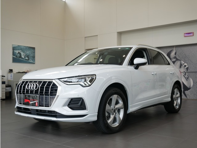 Q3 35 TFSI アドバンスド 