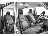 ★運転席と助手席は独立タイプなので乗られる方はゆったりと乗っていただけるのでおススメ!