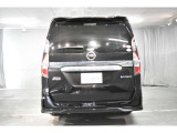 ★リヤカメラと障害物センサーがあるのでバック駐車も安心
