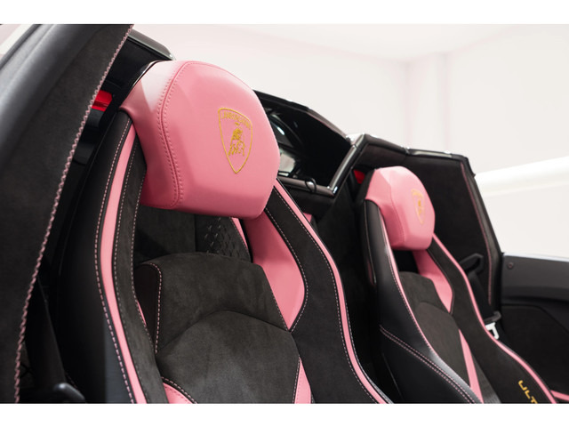 中古車 ランボルギーニ アヴェンタドールロードスター LP780-4 中古車 ランボルギーニ アヴェンタドールロードスター LP780-4