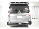 ★リヤカメラと障害物センサーがあるのでバック駐車も安心♪