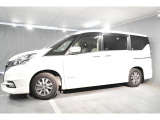 セレナ 1.2 e-POWER ハイウェイスター V 