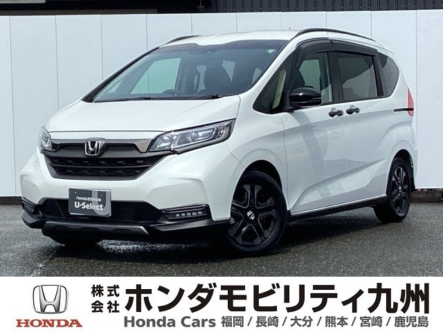 フリード+ 1.5 クロスター ブラックスタイル 