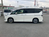 セレナ 1.2 e-POWER ハイウェイスター V 