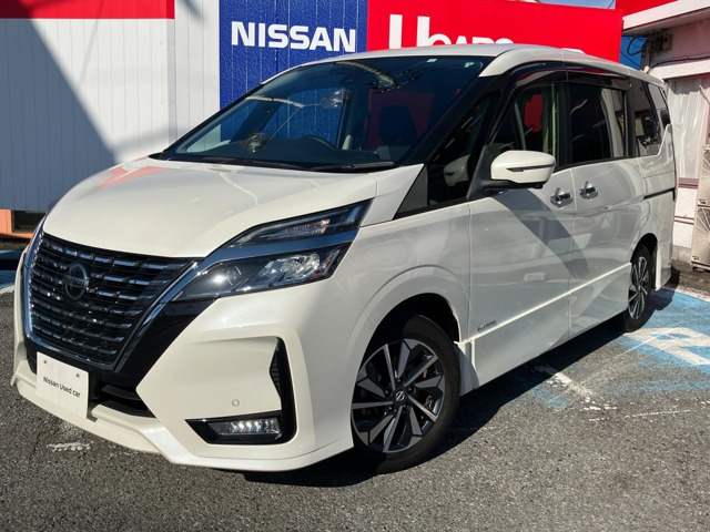 セレナ 2.0 ハイウェイスター V 