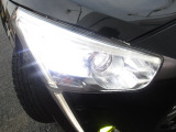 LEDヘッドライトで暗い夜道も明るく照らしてくれます。
