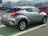 走りにこだわりながら収納力も持ち合わせたお車です。荷物を載せて軽快なドライブを楽しめますよ♪