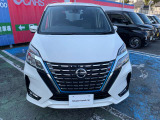 セレナ 1.2 e-POWER ハイウェイスター V 