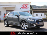 アウディ Q2
