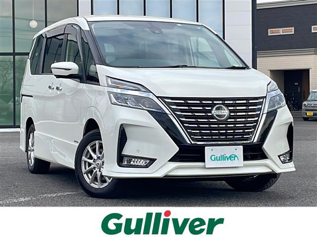 セレナ 2.0 ハイウェイスター V 4WD ワンオーナー