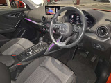 Q2 1.0 TFSI スポーツ 
