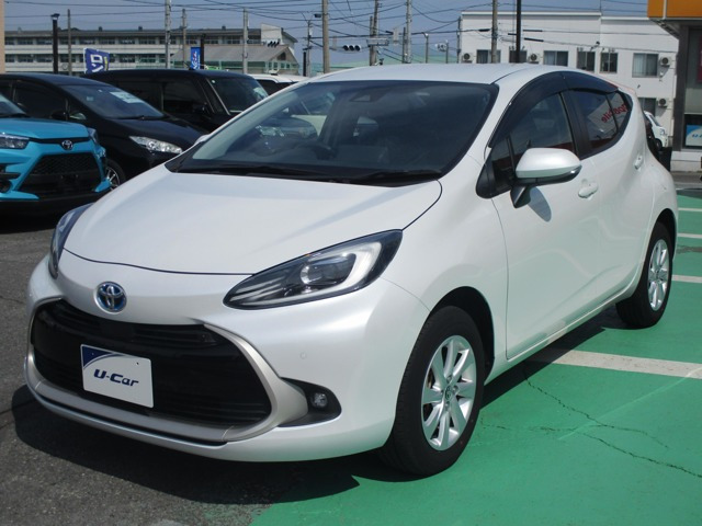 アクア  1.5 Z E-Four 4WD