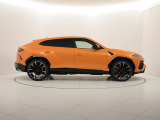 ウルス 4.0 4WD 