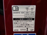 タイヤ基準サイズ225/60R18