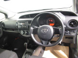 見通しのよいすっきりとした視界で、誰でも運転しやすいです。運転のしやすさは疲れにくさにも繋がりますよ♪