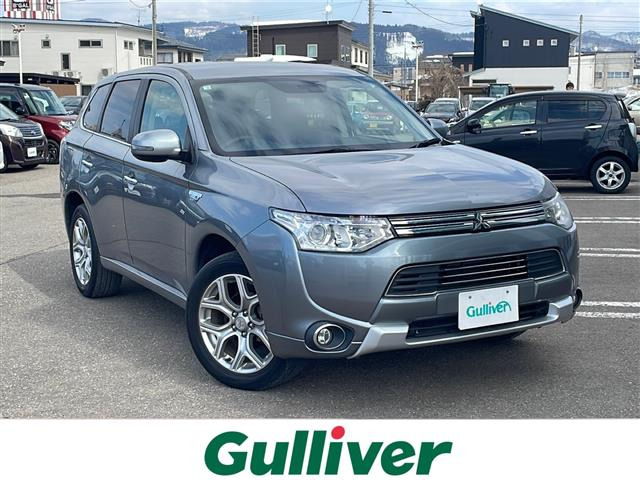 アウトランダーPHEV 2.0 G ナビパッケージ 4WD 4WD 修復歴無し