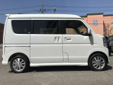 エンジンルーム、室内、クリーニング済みです。厳選したお車を屋内展示場にて展示中☆車両品質には自信がございます!ぜひ一度ご来店ください!!