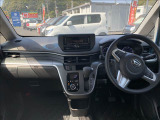 ☆内外装クリーニング☆車の隅々まで徹底的にクリーニングを行っておりますので内外装ともに綺麗な状態でご納車いたします!