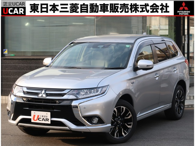 アウトランダーPHEV 2.0 G ナビパッケージ 4WD 