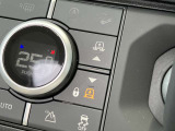ディフェンダー 90 Xダイナミック HSE 3.0L D300 ディーゼル 4WD 