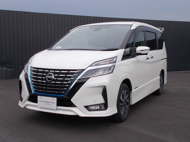 セレナ 1.2 e-POWER ハイウェイスター V 