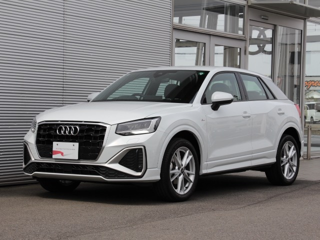Q2 35 TFSI Sライン 