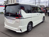 セレナ 1.2 e-POWER ハイウェイスター V 
