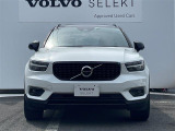 XC40 T4 AWD Rデザイン 4WD 