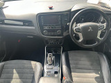 アウトランダーPHEV 2.4 G プラスパッケージ 4WD 4WD 修復歴無し